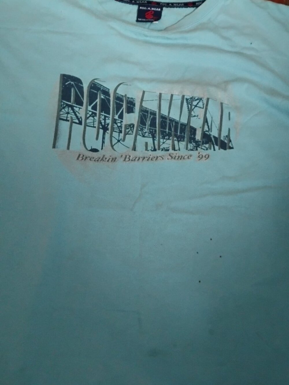 Vintage Rocawear Tee 💙